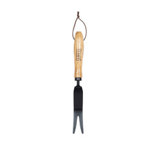 Ames Carbon Steel Hand Daisy Grubber