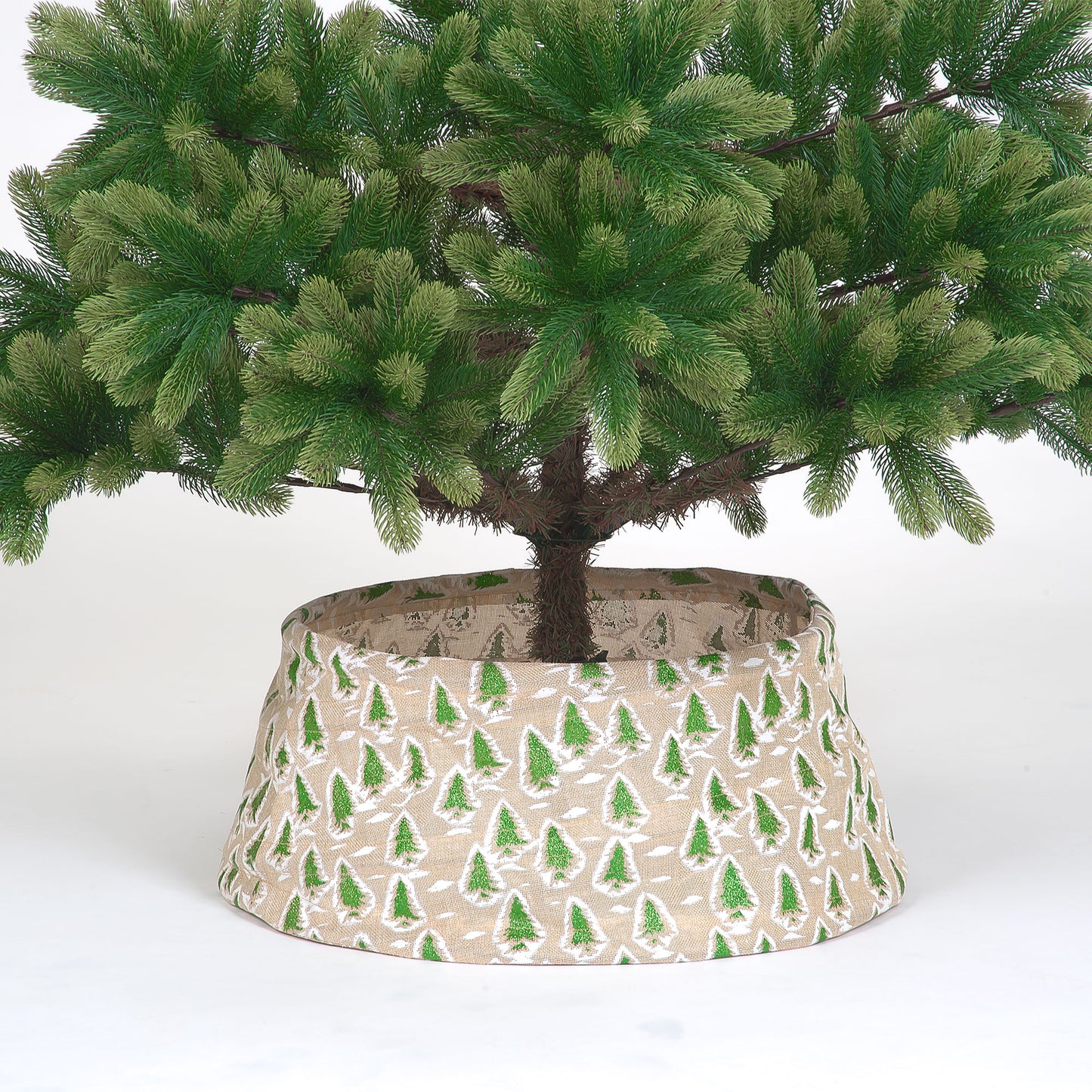 Pop-Up Burlap Tree Skirt
