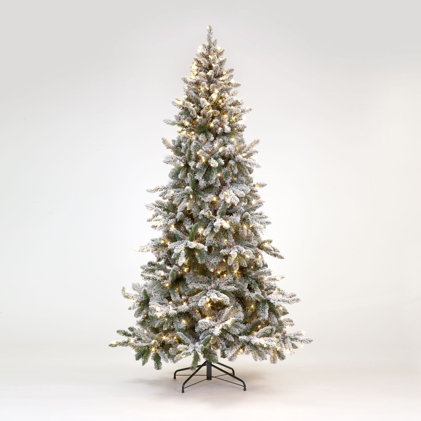 7ft Majestic Pine Snowy Tree with 1153 Tips 420 Warm White LEDs (210cm)