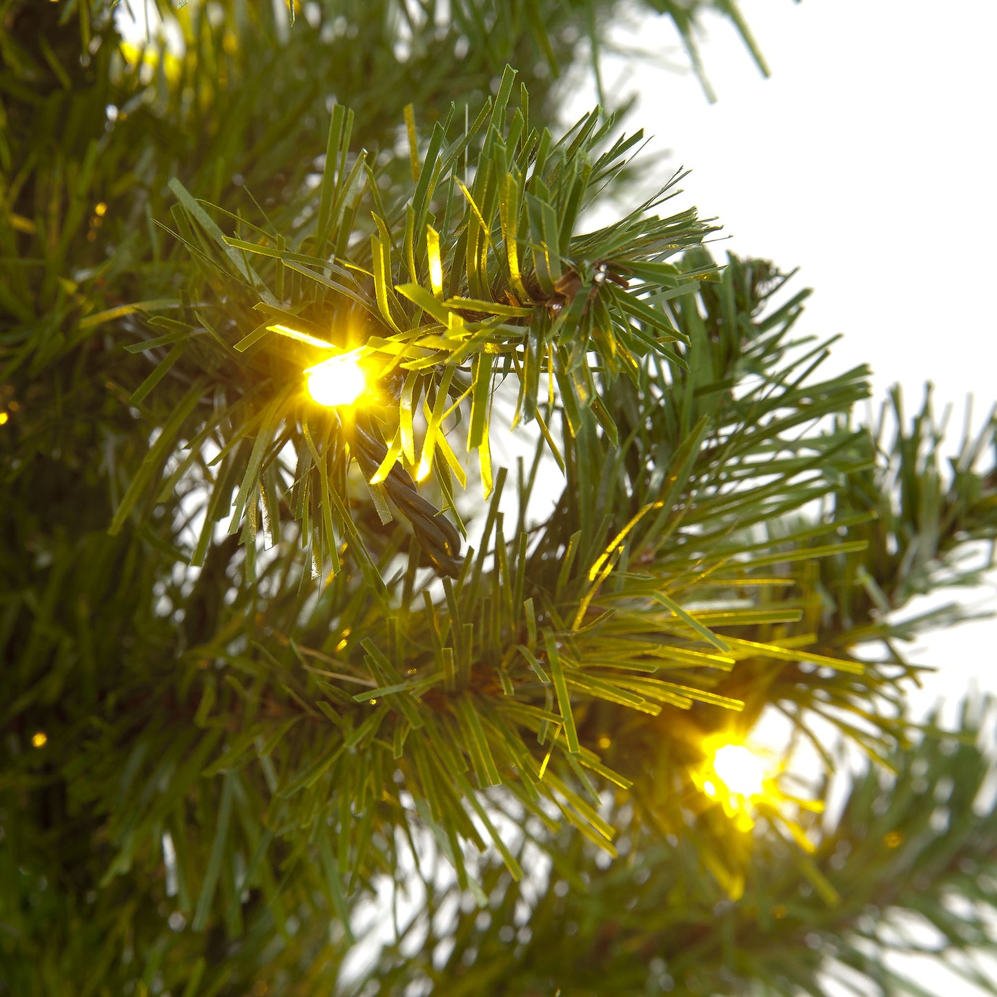 6ft Pre-Lit Christmas Tree with 100 Warm White Lights (180cm)π