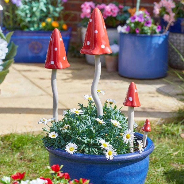 Humongous Fungus Planter Stake 48cm