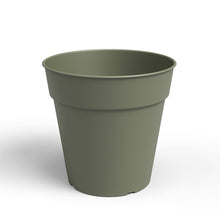 Madagascar Plastic To Grow Pot Dark Green 7.5cm