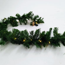 1.8m Pre Lit Christmas Garland with 20 Battery Operated LED Lights (Batteries Included)