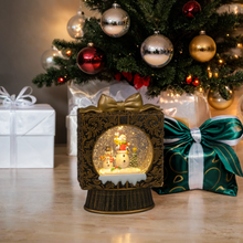 Light-Up Christmas Snow Globe Lantern with Snowmen in Gift Box Design (22cm)