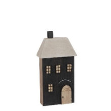 Wooden House Tabletop 17cm