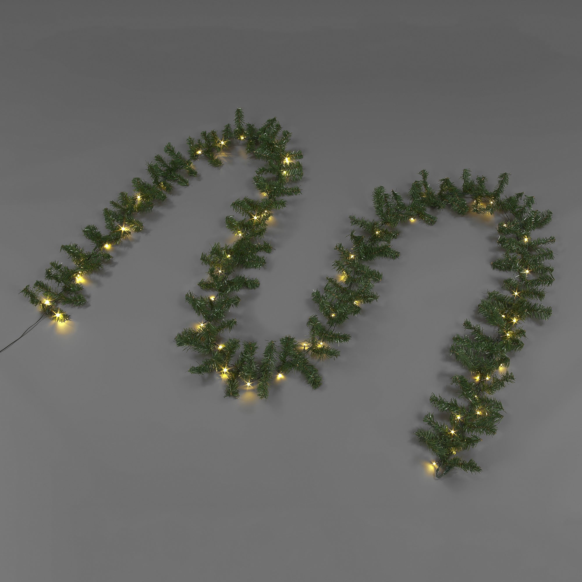 5 Metre Super Long Pre Lit Low Voltage Christmas Garland With 60 Mains 