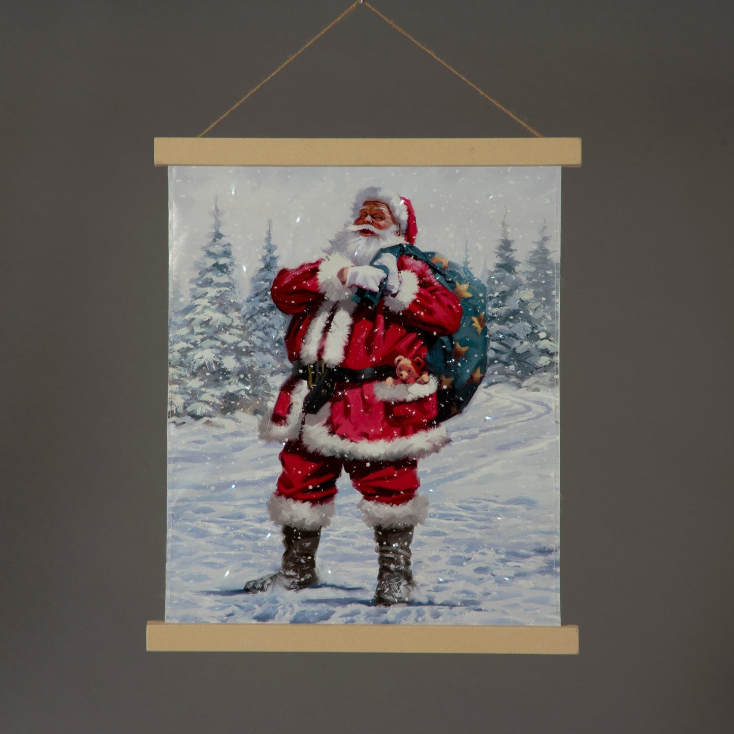 Battery Operated Fibre Optic 40x47cm LED Hanging Canvas/Santa in Snow/Remote Christmas Decoration