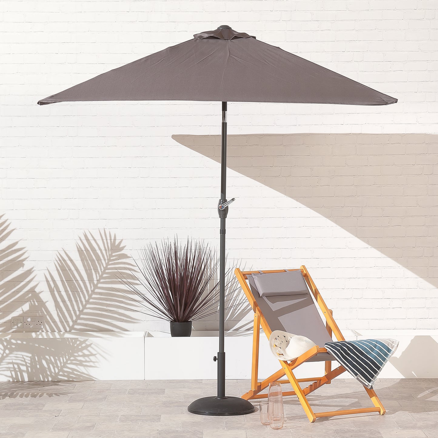 2 x 2m Square Parasol Dark Grey