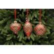 8 - 10cm approx 3 asstd glass shapes in tartan