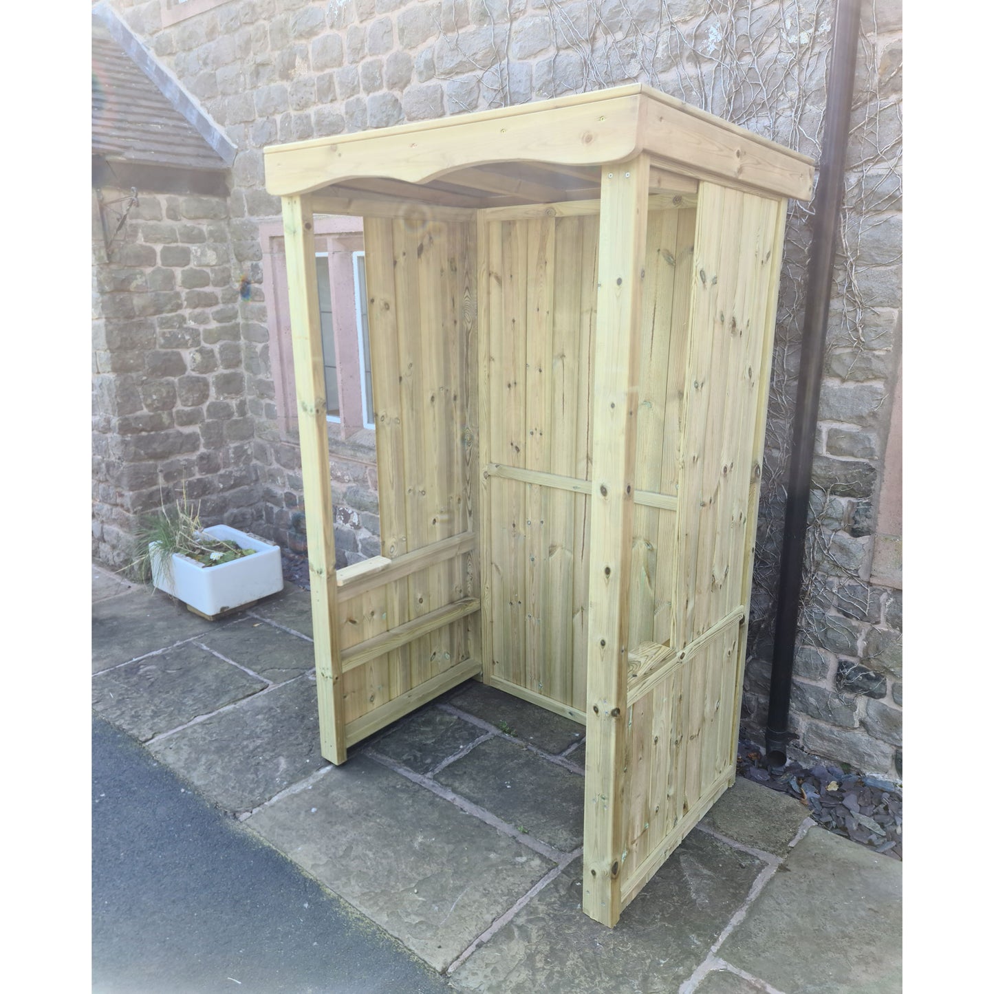 Small Smoking Shelter